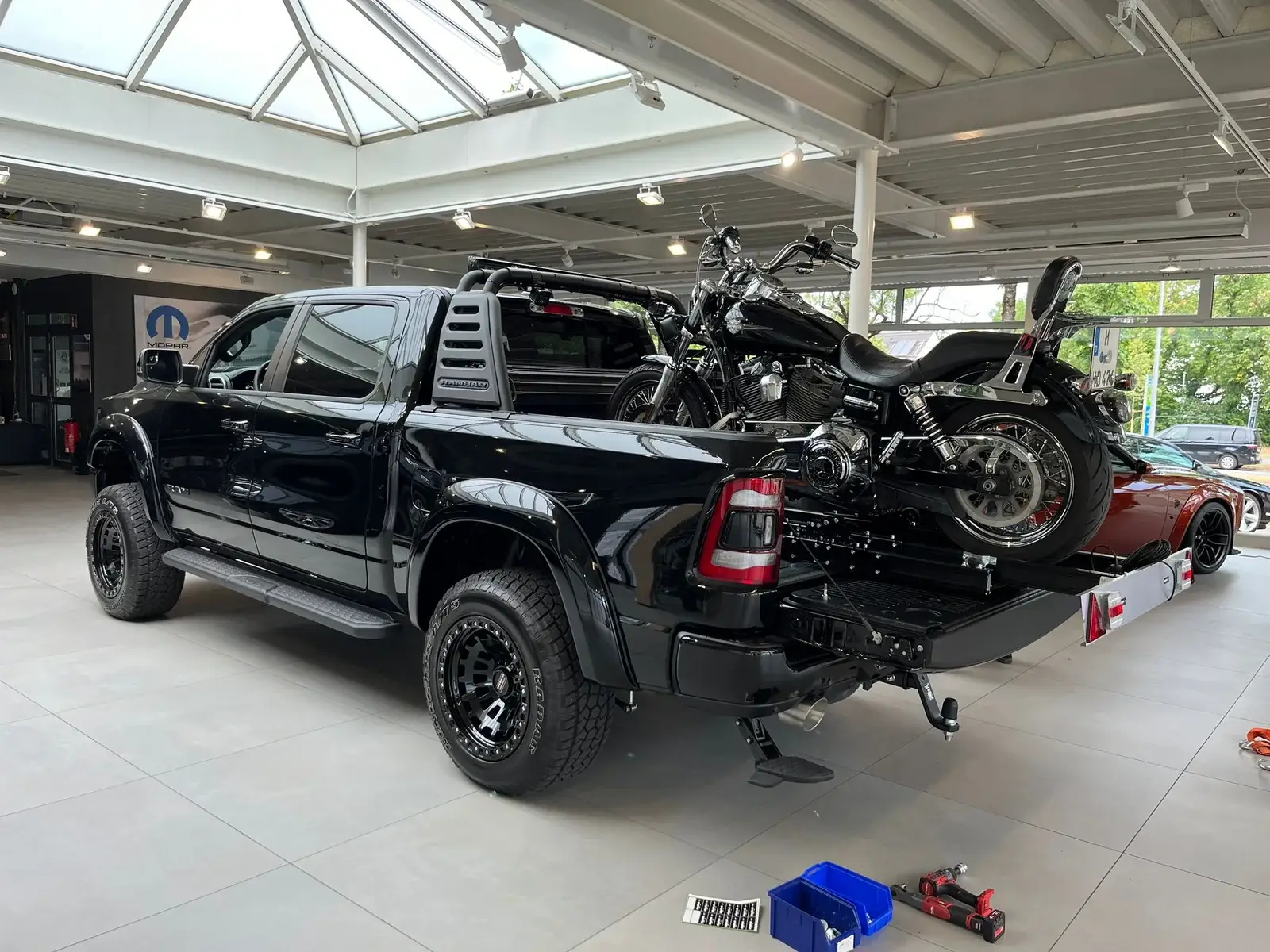 PiggyBack system positioned on pickup truck
